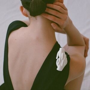 a.w.a.k.e Mode Black Pin